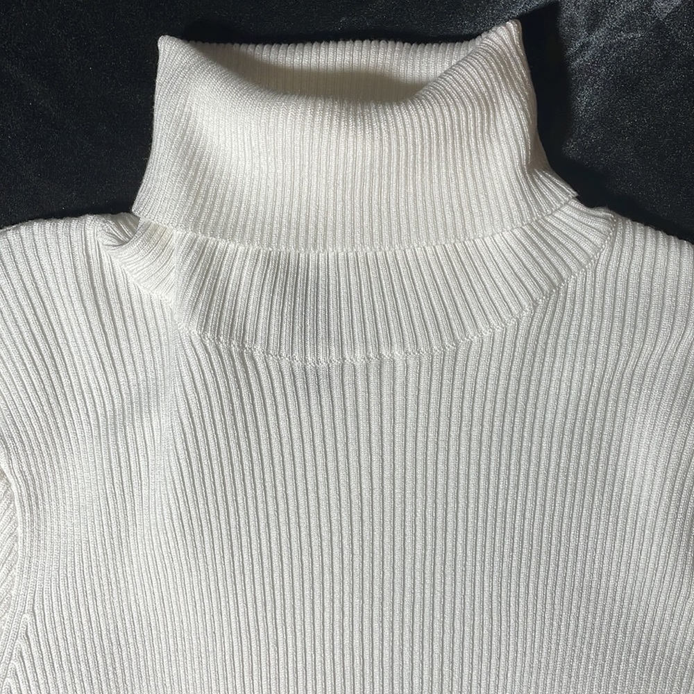 H&M - Picture 3 of 4